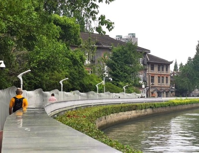 家門口的美景回來了!長寧蘇河步道華政段恢復通行